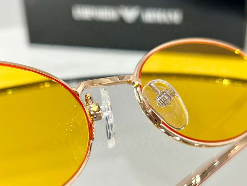 Picture of Armani Sunglasses _SKUfw52330403fw